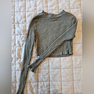 Noble U Ribbed Long Sleeve Crop Top